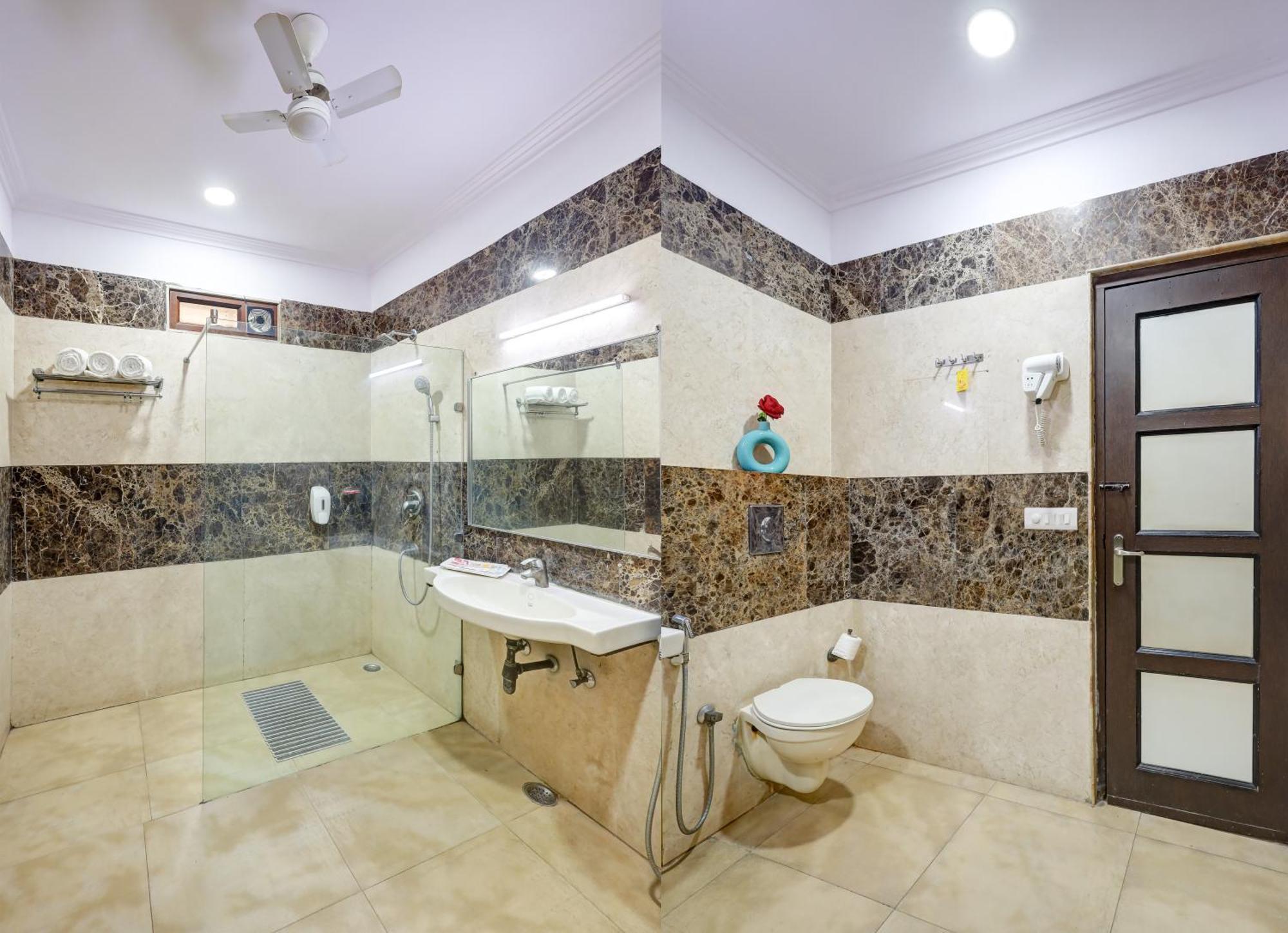 Hotel Singh Palace Дели Экстерьер фото