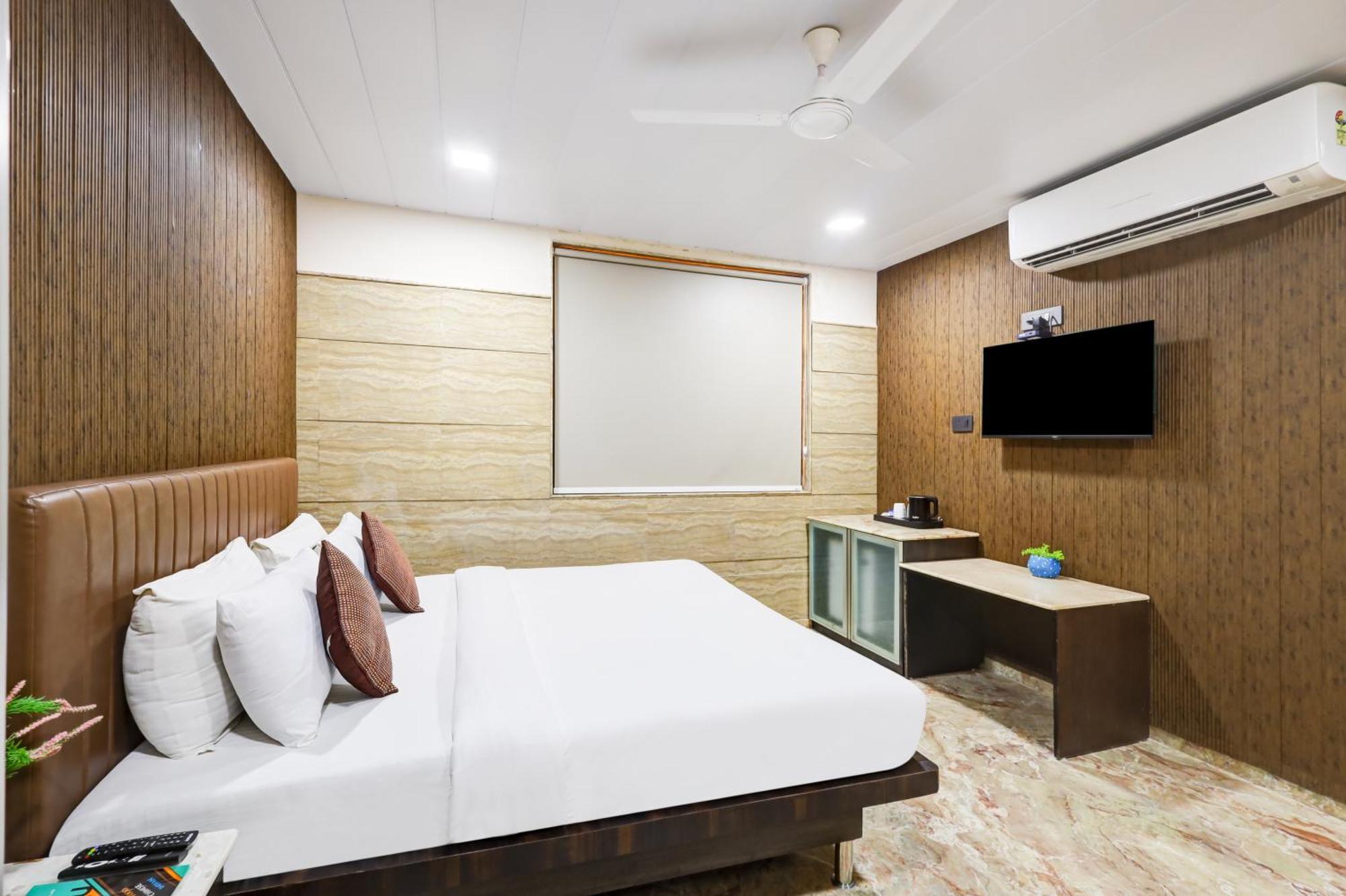 Hotel Singh Palace Дели Экстерьер фото